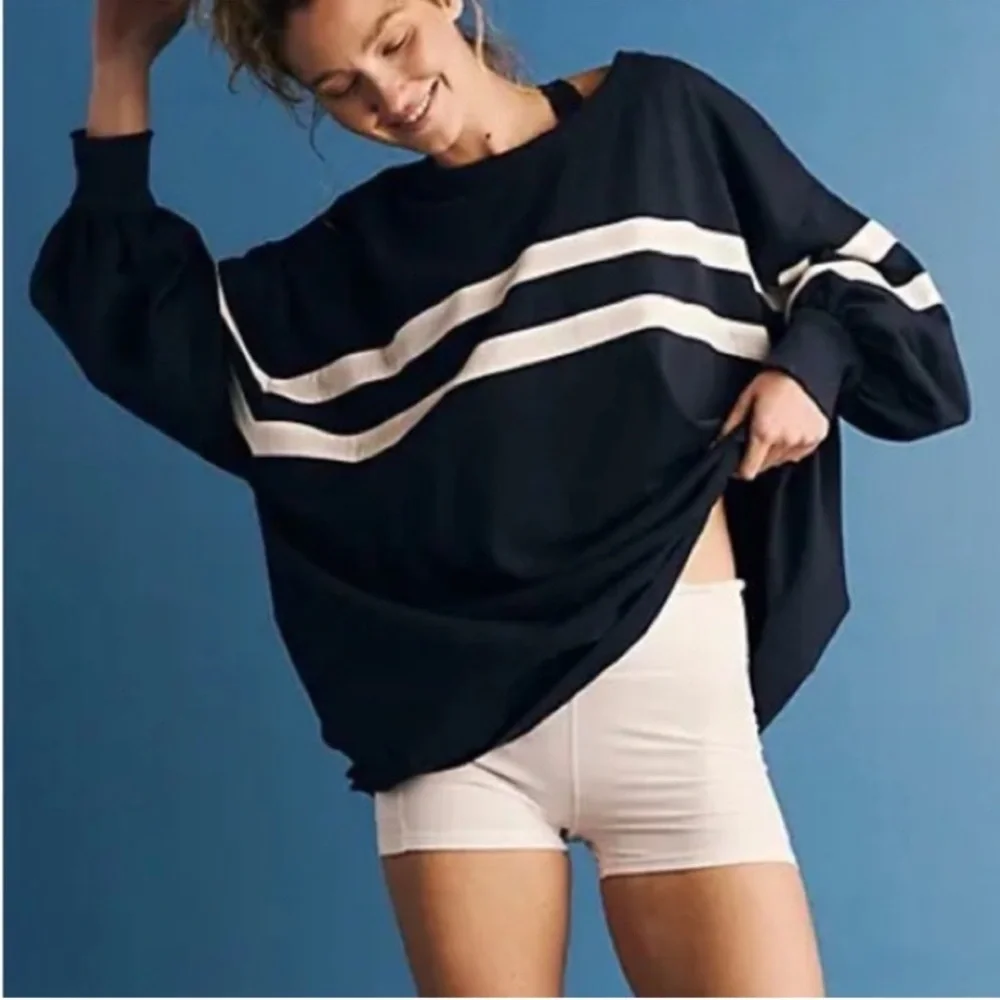 Fp Movement by Free People Post Up Layer Sweater navy combo Top Size Medium - Picture 1 of 11